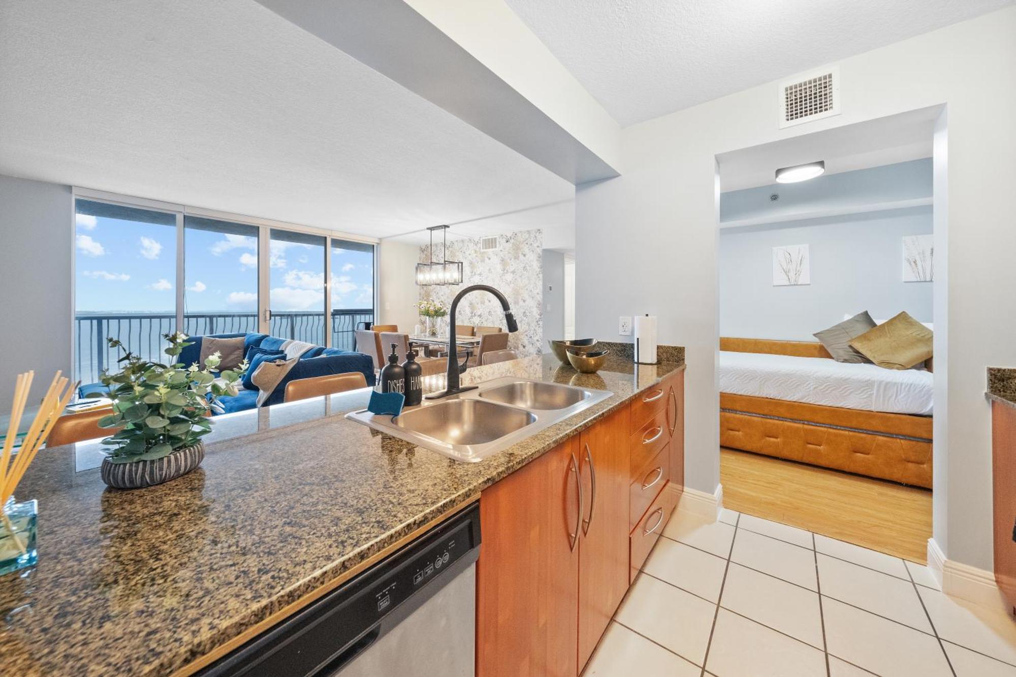 Oceanview Haven Spacious Inviting For 8 Guests Aparthotel